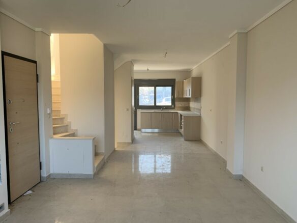3-bedroom Maisonette In Panorama, Greece (150 M²)