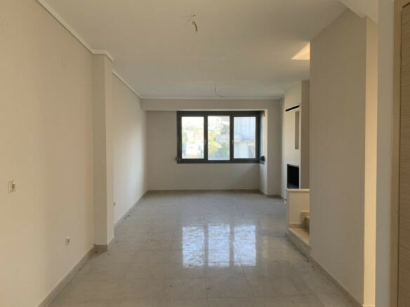 3-bedroom Maisonette In Panorama, Greece (150 M²)