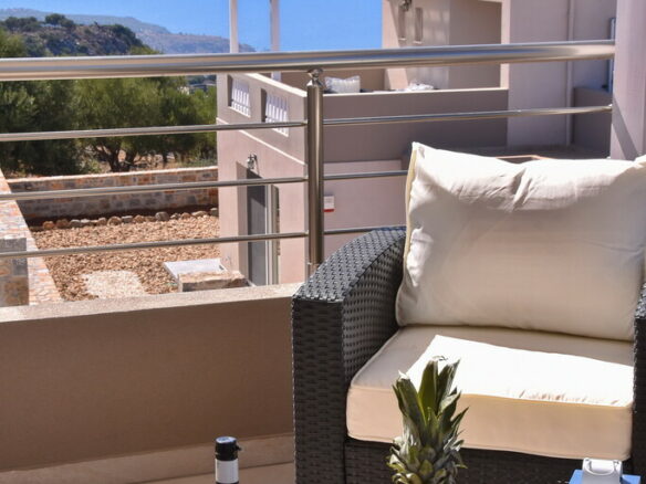 2-bedroom Villa In Neapoli, Greece (120 M²)