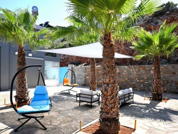 3-bedroom Detached House In Agios Nikolaos, Greece (184 M²)