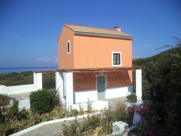 Complex In Kastro Killinis, Greece (210 M²)