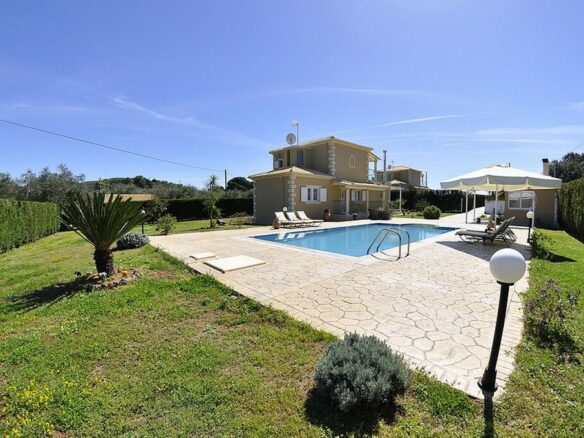 3-bedroom Villa In Corfu, Greece (155 M²)