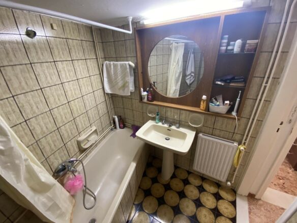 Flat In Greece (240 M²)