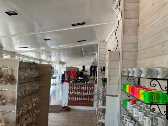 Business In Greece (300 M²)