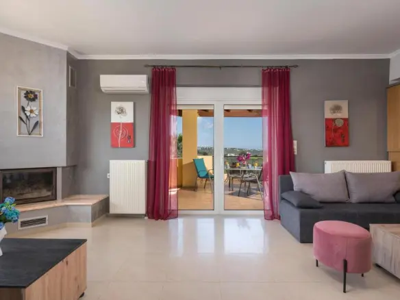 5-bedroom Business In Akrotiri, Greece (310 M²)