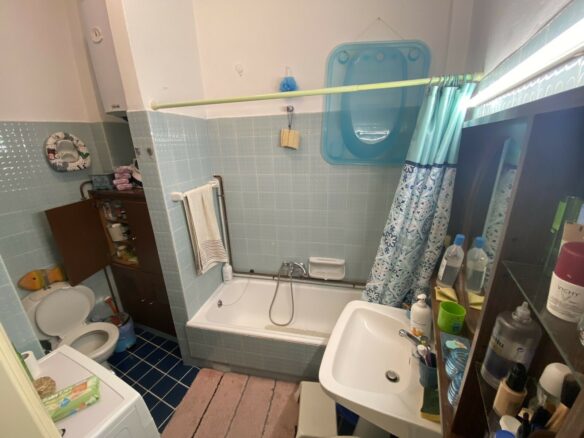 Flat In Greece (240 M²)