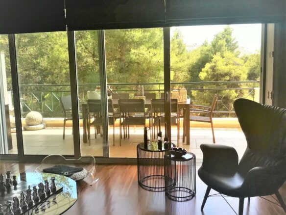 Flat In Greece (137 M²)