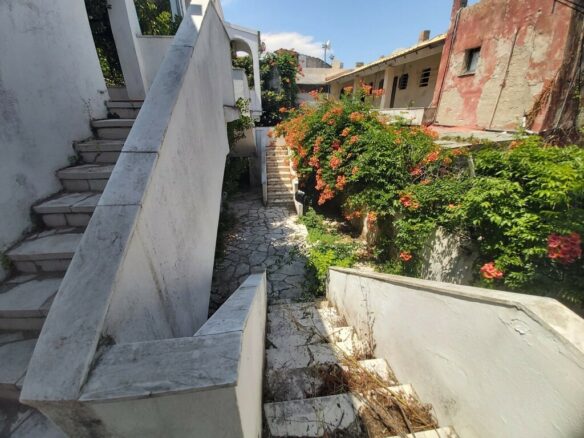 Hotel In Corfu, Greece (385 M²)