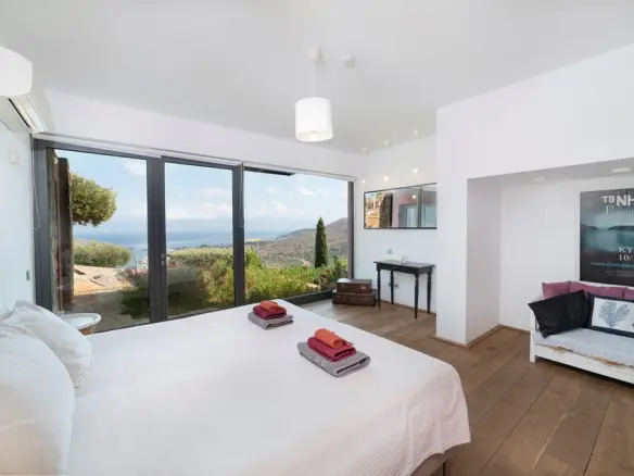 Villa In Elounda, Greece (300 M²)
