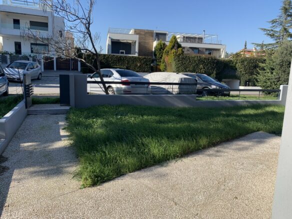 3-bedroom Maisonette In Panorama, Greece (150 M²)