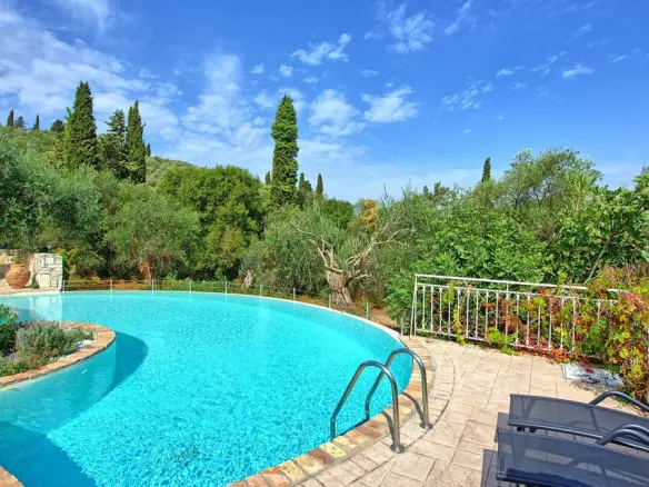 4-bedroom Villa In Corfu, Greece (240 M²)