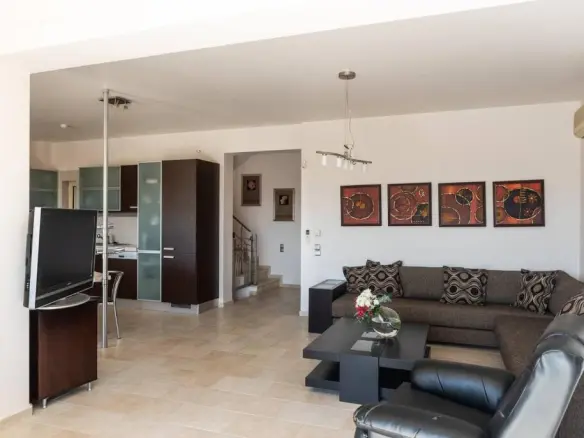 4-bedroom Detached House In Agios Nikolaos, Greece (300 M²)