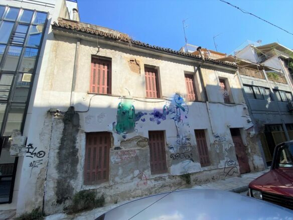 Land In Mets – Kalimarmaro, Greece