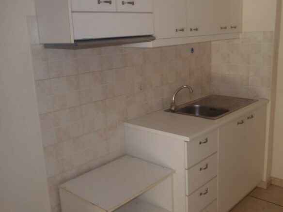 Business In Greece (580 M²)