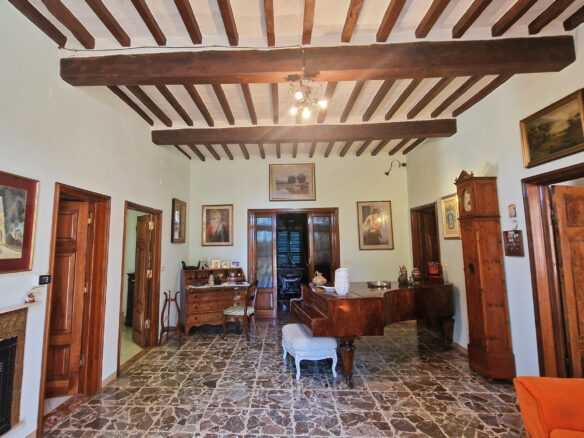 C948 Villa With Holiday Farm In Sinalunga, Tuscany