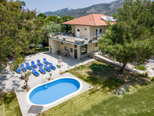 Hotel In Thasos, Greece (215 M²)