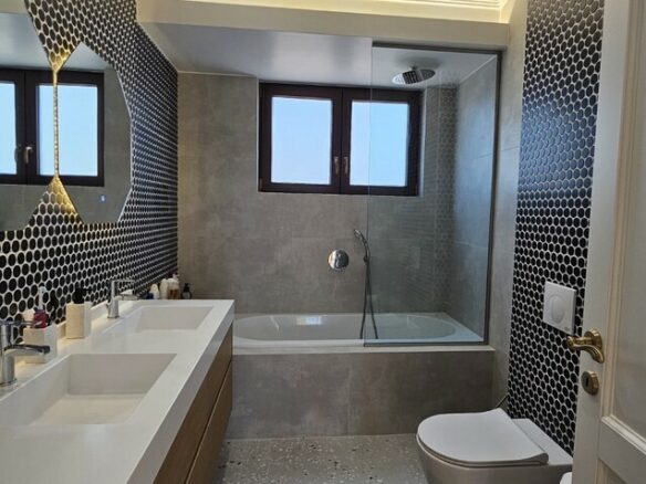 5-bedroom Villa In Gouves, Greece (350 M²)