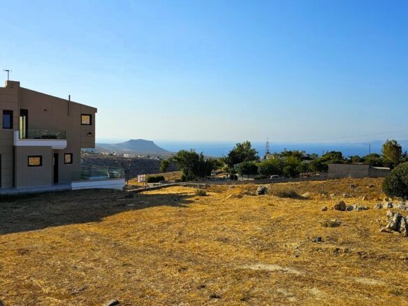 5-bedroom Villa In Gouves, Greece (350 M²)