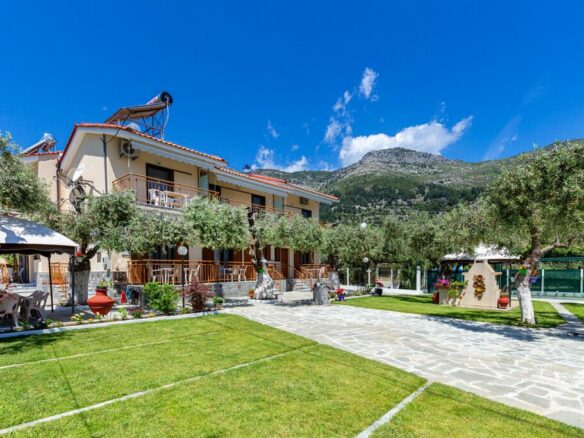 Hotel In Thasos, Greece (404 M²)