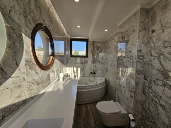 5-bedroom Villa In Gouves, Greece (350 M²)