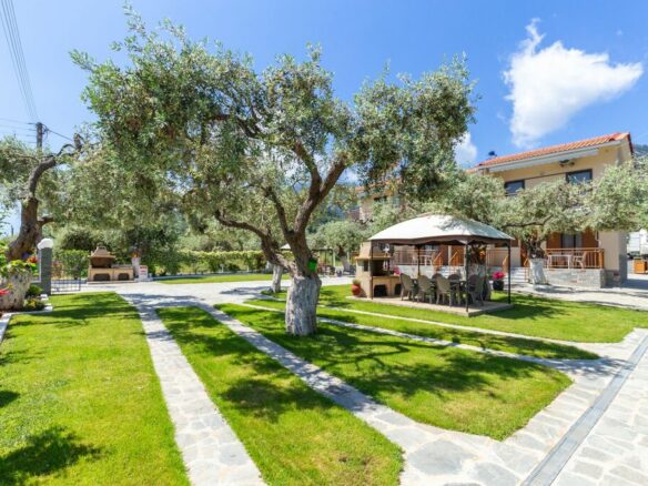 Hotel In Thasos, Greece (404 M²)