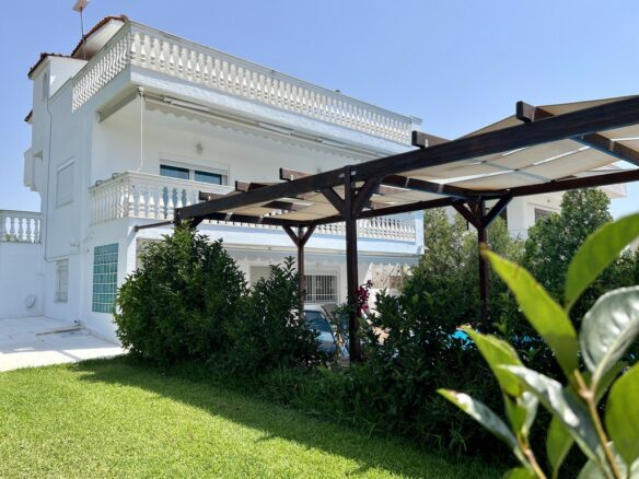 Villa In Nea Propontida, Greece (205 M²)
