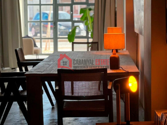 6-bedroom Terraced House In Valencia (365 M²)