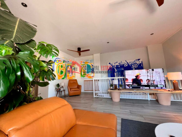 6-bedroom Terraced House In Valencia (365 M²)