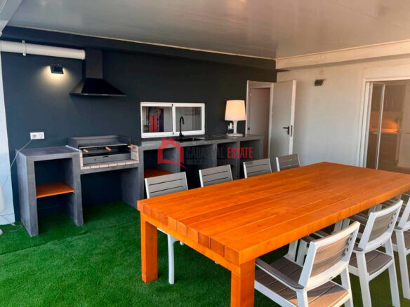 6-bedroom Terraced House In Valencia (365 M²)
