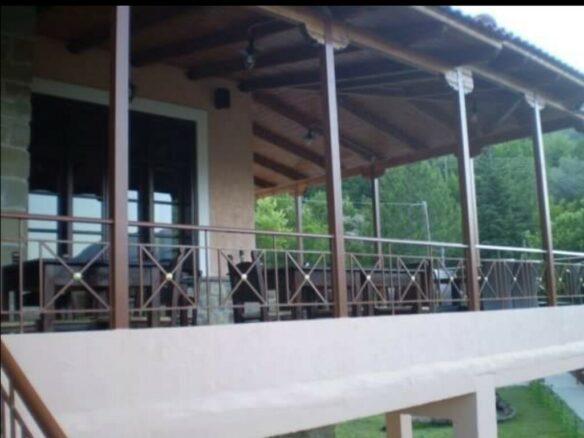 Building In Platanos, Greece (270 M²)