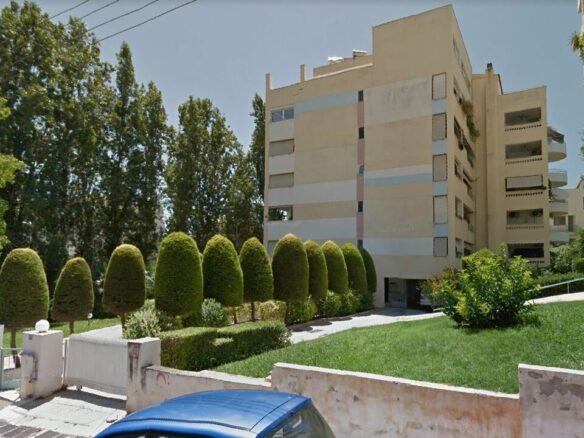 3-bedroom Flat In Palaio Faliro, Greece (218 M²)