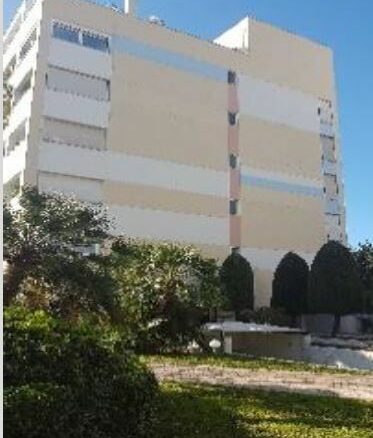 3-bedroom Flat In Palaio Faliro, Greece (218 M²)