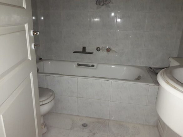 3-bedroom Flat In Palaio Faliro, Greece (218 M²)