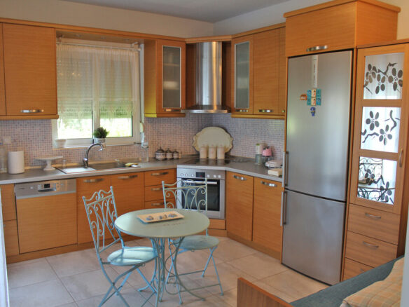 3-bedroom Detached House In Litochoro, Greece (124 M²)