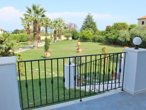 3-bedroom Detached House In Litochoro, Greece (124 M²)