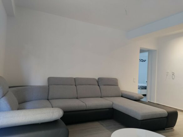 2-bedroom Flat In Neos Kosmos, Greece (87 M²)