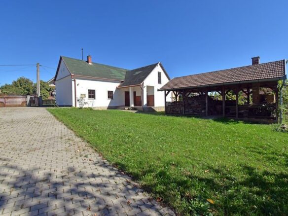Three-bedroom House In Porrogszentpál, Somogy Region