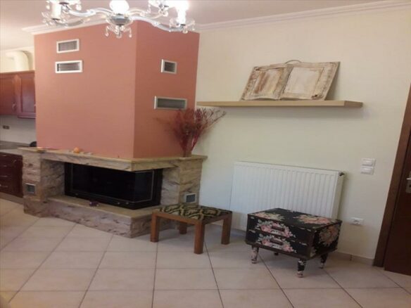 6-bedroom Detached House In Artemida (loutsa), Greece (175 M²)