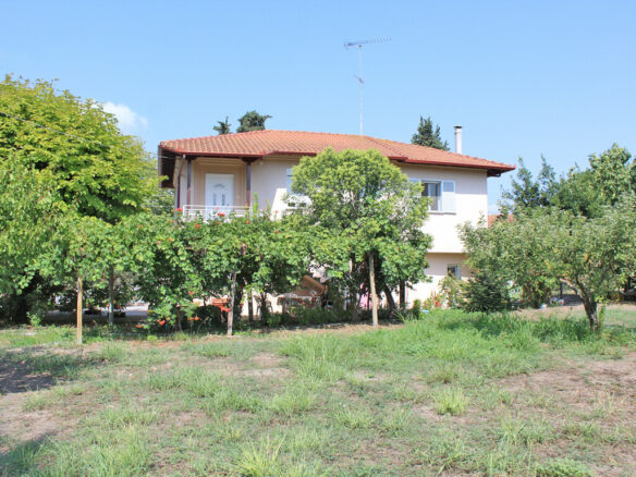 Detached House On Olympic Coast With 188 M² Area
