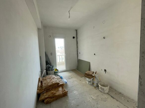3-bedroom Flat In Corfu, Greece (112 M²)