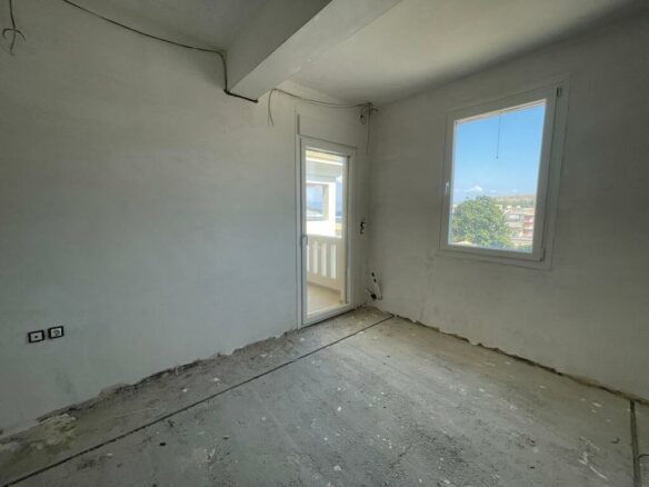 3-bedroom Flat In Corfu, Greece (112 M²)