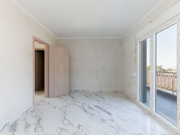 3-bedroom Flat In Chortiatis, Greece (145 M²)
