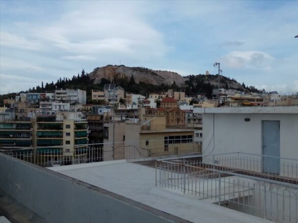 Building In Kalithea, Greece (1.100 M²)