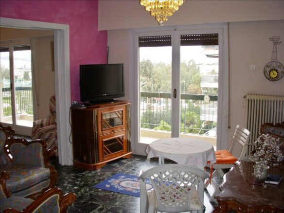 3-bedroom Flat In Palaio Faliro, Greece (94 M²)