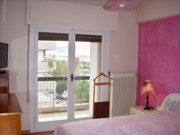 3-bedroom Flat In Palaio Faliro, Greece (94 M²)