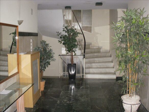 3-bedroom Flat In Palaio Faliro, Greece (94 M²)