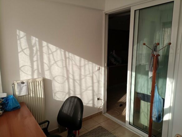Building In Aigaleo, Greece (665 M²)