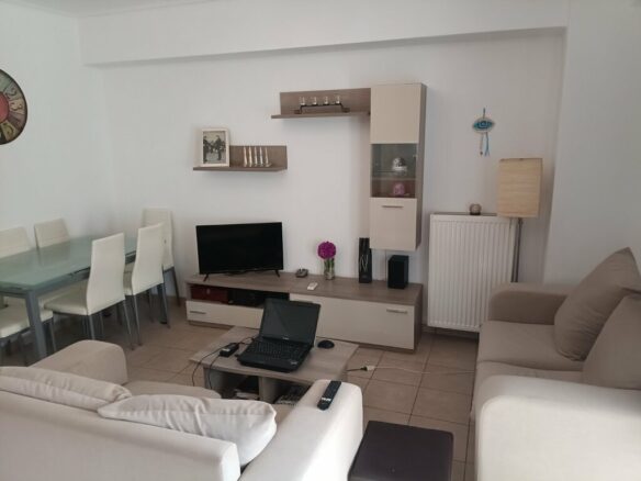 Building In Aigaleo, Greece (665 M²)