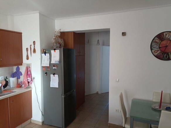 Building In Aigaleo, Greece (665 M²)