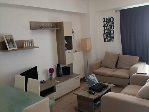 Building In Aigaleo, Greece (665 M²)